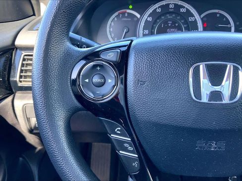 Used 2017 Honda Accord LX image 21