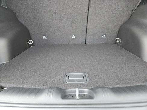 New 2026 Jeep Compass Latitude image 22