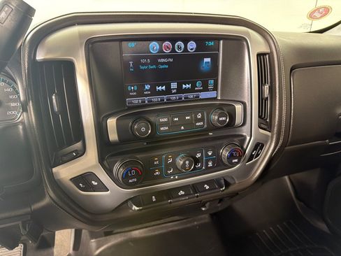 Used 2017 GMC Sierra 1500 SLE w/ Suspension Package, Off-Road AWD/4WD image 16