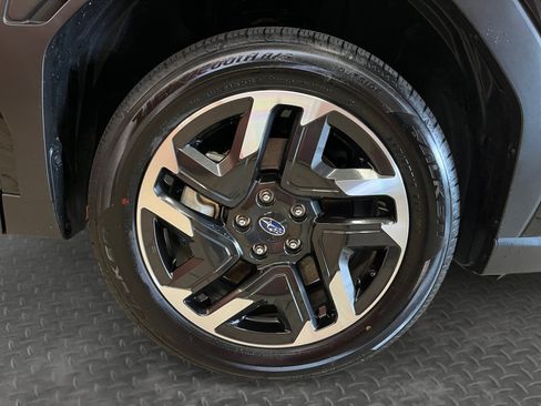 Certified 2025 Subaru Forester Limited AWD/4WD image 18