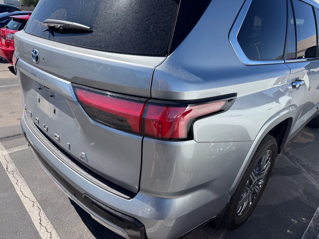 Used 2024 Toyota Sequoia Capstone AWD/4WD image 8