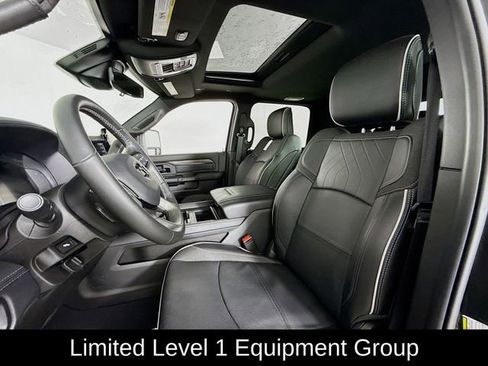 Used 2025 RAM 3500 Limited image 23