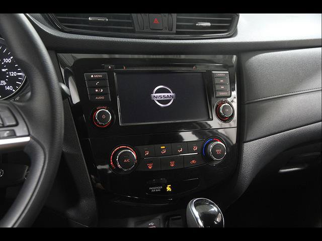 Used 2018 Nissan Rogue S AWD/4WD image 10