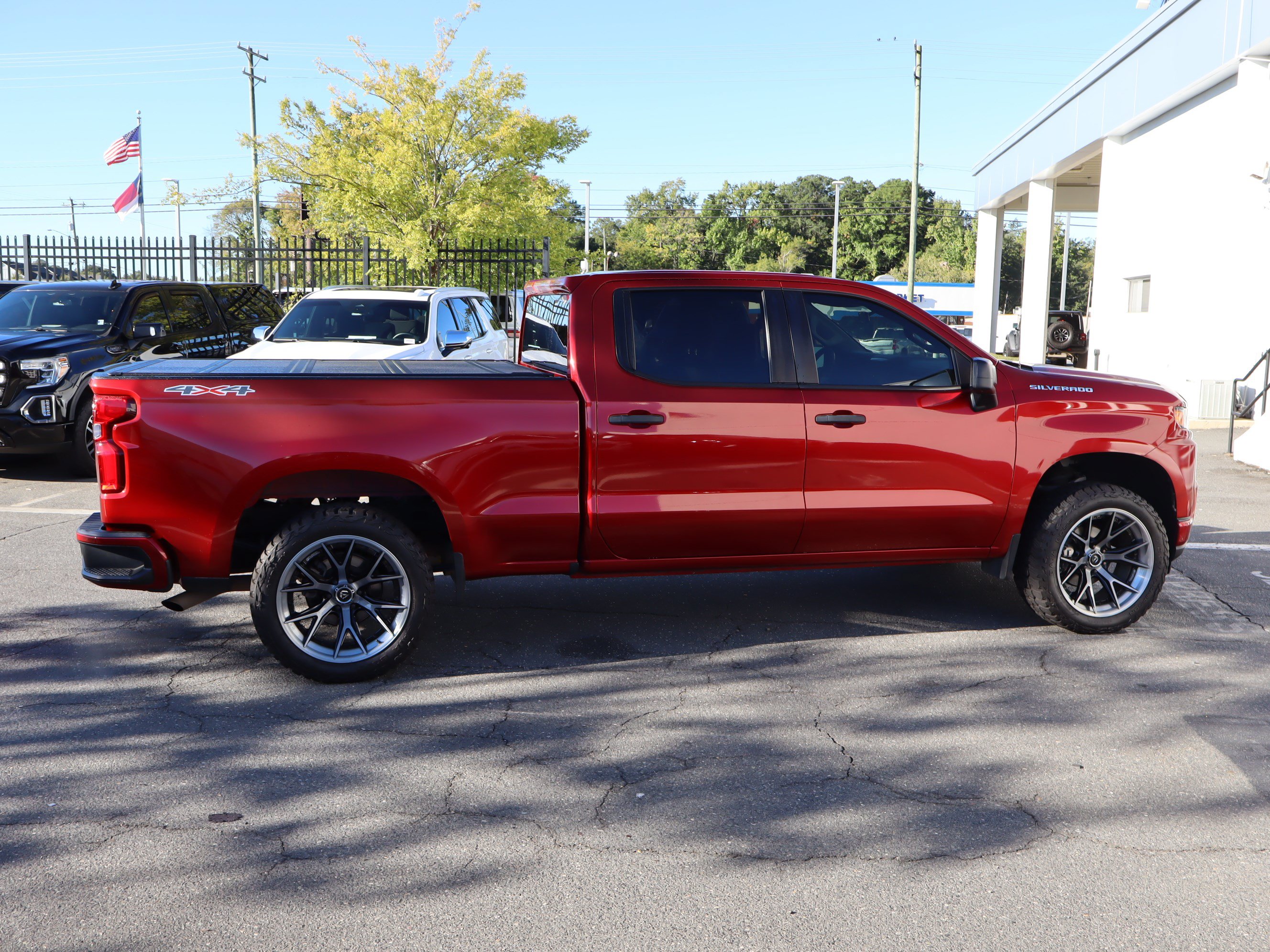 Used 2021 Chevrolet Silverado 1500 Custom AWD/4WD image 11