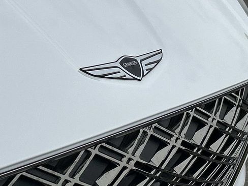 New 2027 Genesis GV70 2.5T Advanced AWD/4WD image 11