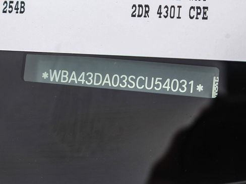 Certified 2025 BMW 430i 430i w/ Convenience Package image 29