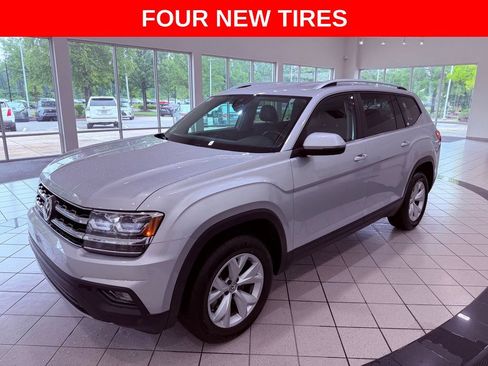 Used 2019 Volkswagen Atlas SE FWD image 3