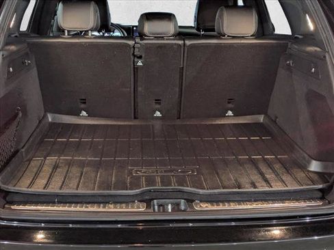 Used 2022 Mercedes-Benz GLC 300 4MATIC image 6