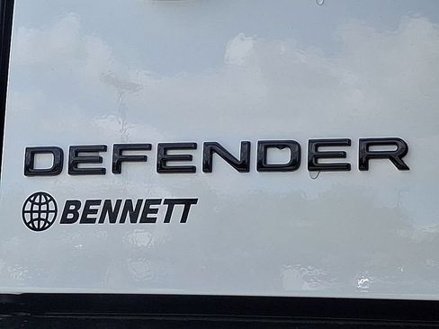 New 2026 Land Rover Defender 110 X-Dynamic SE AWD/4WD image 19