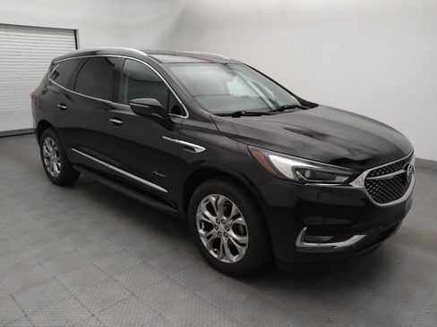 Used 2020 Buick Enclave Avenir w/ Avenir Technology Package FWD image 11