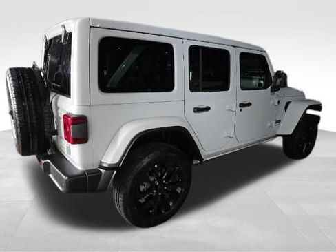 Used 2025 Jeep Wrangler Unlimited Sahara w/ Safety Group image 2
