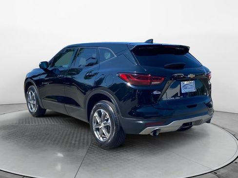 Used 2023 Chevrolet Blazer LT AWD/4WD image 3