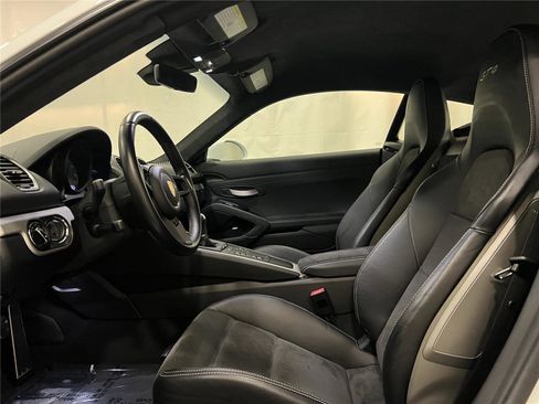 Certified 2020 Porsche 718 Cayman GT4 image 5