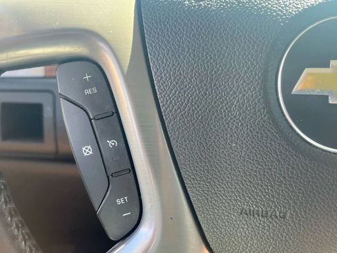 Used 2012 Chevrolet Suburban LT image 23