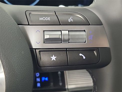 Certified 2025 Hyundai Kona SEL image 29