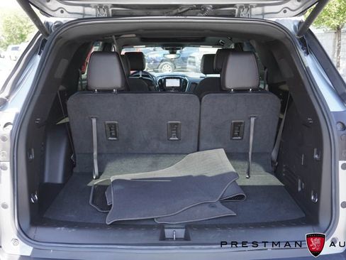 Used 2023 Chevrolet Traverse RS AWD/4WD image 47