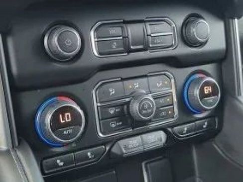 Used 2022 Chevrolet Tahoe LT image 10