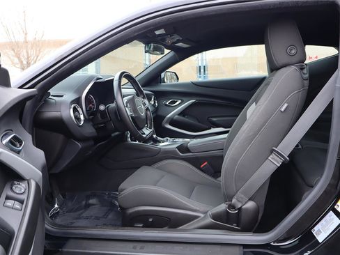 Used 2023 Chevrolet Camaro LT image 15