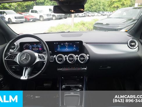 Used 2025 Mercedes-Benz GLA 250 image 21