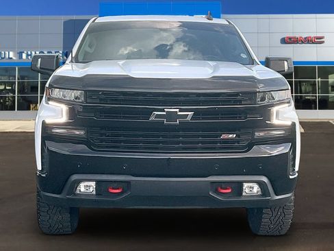 Used 2021 Chevrolet Silverado 1500 LT Trail Boss w/ Convenience Package II AWD/4WD image 2