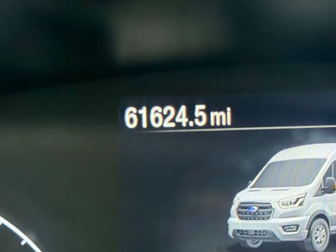 Used 2023 Ford Transit 350 XLT image 19