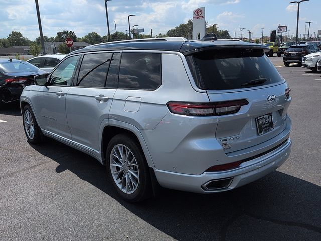 Used 2023 Jeep Grand Cherokee L Summit w/ Advanced Protech Group IV AWD/4WD image 5