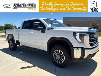 Used 2024 GMC Sierra 2500 SLE w/ SLE Convenience Package