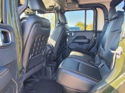 Used 2022 Jeep Gladiator Mojave w/ Cold Weather Group image 25