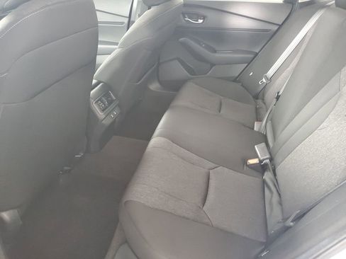 Used 2025 Honda Accord SE image 13