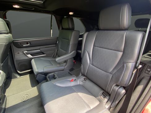 Used 2025 Toyota Sequoia Platinum w/ TRD Off-Road Package AWD/4WD image 24