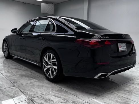 Used 2025 Mercedes-Benz E 350 4MATIC Sedan image 5