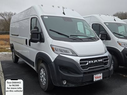 New 2026 RAM ProMaster 2500 w/ Quick Order Package 22G SLT