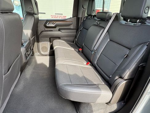 Used 2025 Chevrolet Silverado 1500 RST image 21