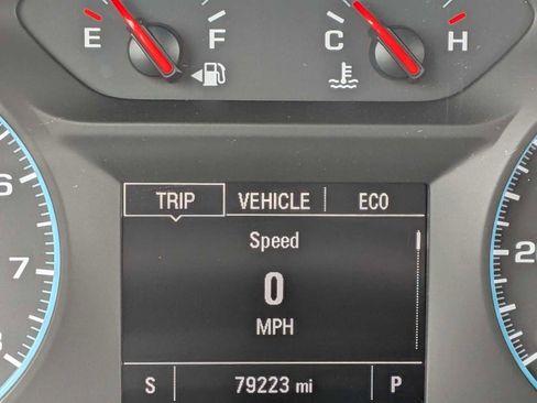 Used 2021 Chevrolet Equinox LS AWD/4WD image 27