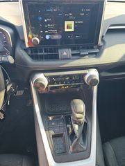 Used 2023 Toyota RAV4 LE FWD image 17