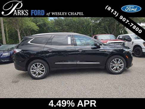 Used 2023 Buick Enclave Premium w/ Experience Buick Package AWD/4WD image 4