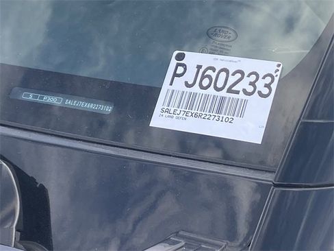 Used 2024 Land Rover Defender 110 S image 33