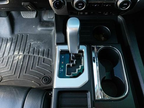 Used 2020 Toyota Tundra Limited w/ Limited Premium Package image 38