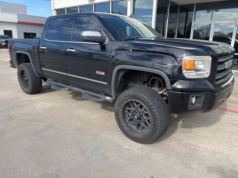 Used 2015 GMC Sierra 1500 SLE w/ All-Terrain Package image 3