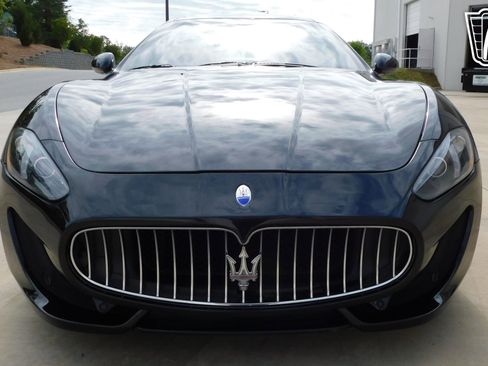 Used 2014 Maserati GranTurismo Coupe RWD image 3