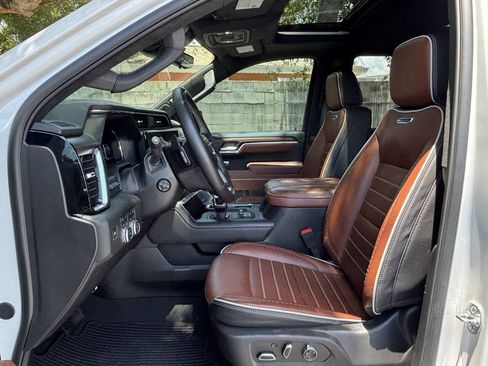 Used 2025 GMC Sierra 1500 Denali Ultimate AWD/4WD image 15