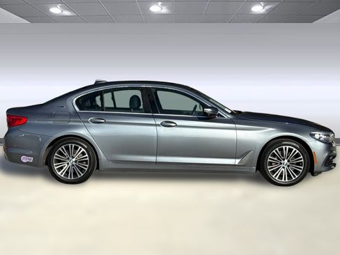 Used 2018 BMW 530e image 7