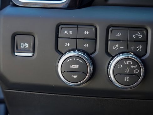 New 2026 GMC Sierra 3500 Denali Ultimate image 15