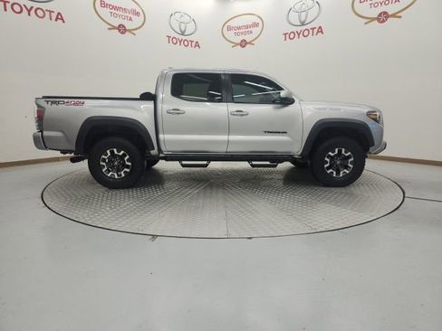 Certified 2023 Toyota Tacoma TRD Off-Road w/ Technology Package AWD/4WD image 3