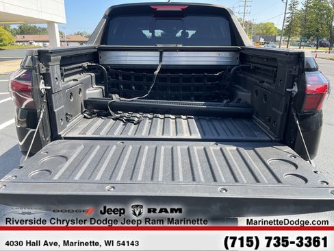 Used 2023 Hyundai Santa Cruz SEL Premium image 9