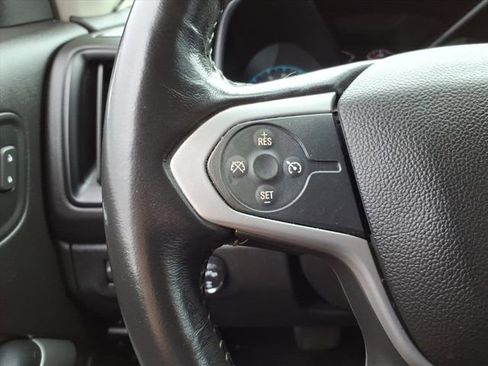 Used 2017 Chevrolet Colorado LT image 37