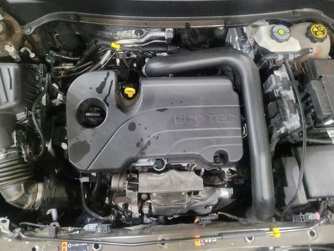 Used 2023 Chevrolet Equinox LT w/ LPO, Floor Liner Package image 30