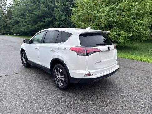 Used 2018 Toyota RAV4 LE w/ All Weather Liner Package AWD/4WD image 5