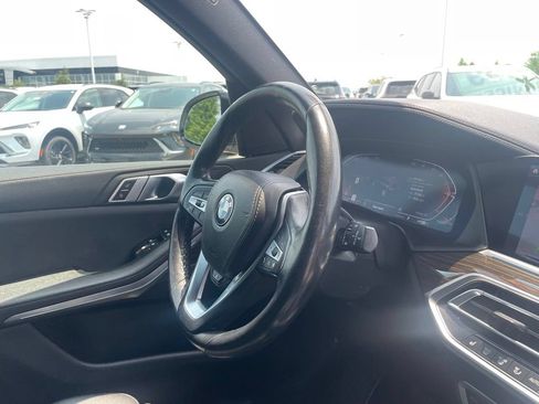 Used 2021 BMW X5 xDrive40i AWD/4WD image 28