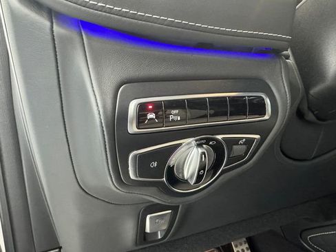 Used 2024 Mercedes-Benz G 550 image 36